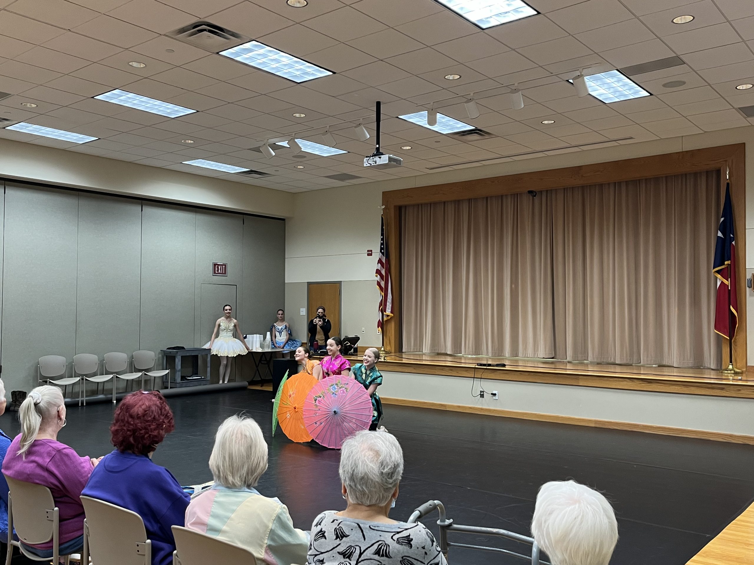 9BEF6047-395D-4A02-8EB2-6B74641CB214